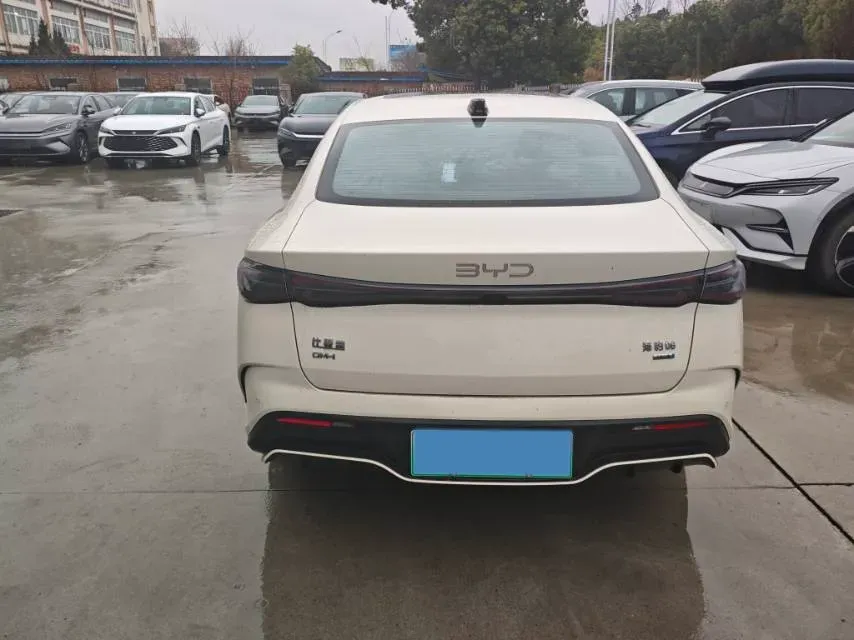 2025 BYD Seal 06 1.5L 101HP L4 E-CVT PHEV 15.87KWH,autocango,china used car exporter,china ev exporter,chinese used car exporter,chinese used ev exporter