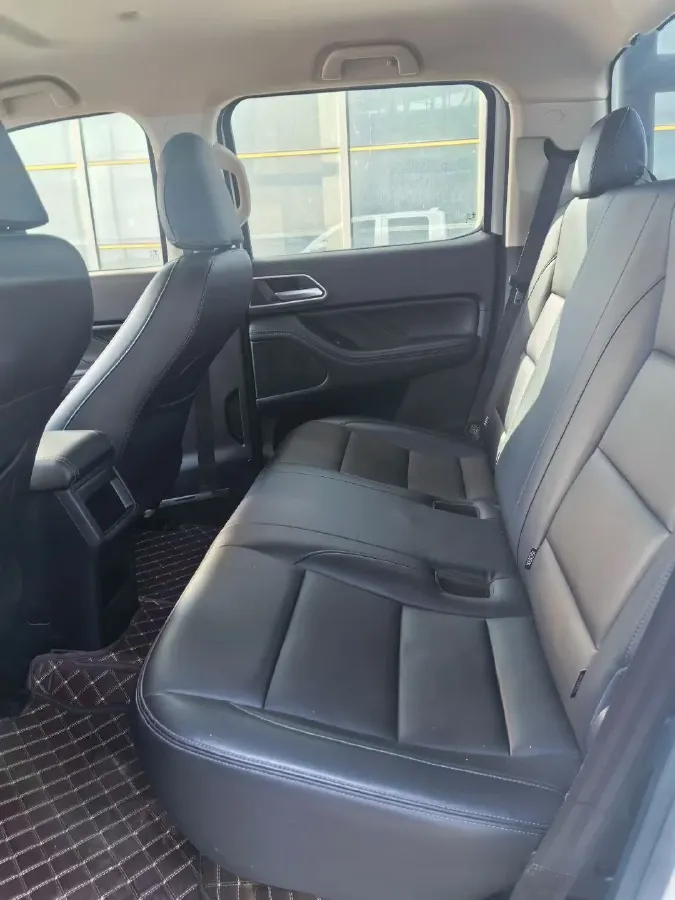 2023 Great Wall Poer 2.0T 190HP L4 6MT,autocango,china used car exporter,china ev exporter,chinese used car exporter,chinese used ev exporter