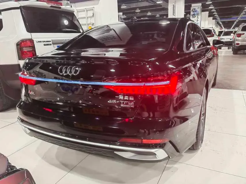 2023 Audi A6L 2.0T 245HP L4 7DCT,autocango,china used car exporter,china ev exporter,chinese used car exporter,chinese used ev exporter