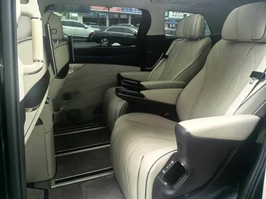 2024 Denza D9 1.5T 139HP L4 E-CVT PHEV 40KWH,autocango,china used car exporter,china ev exporter,chinese used car exporter,chinese used ev exporter