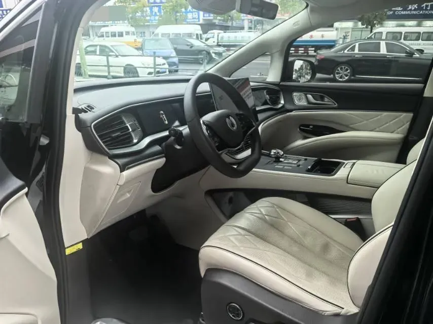 2024 Denza D9 1.5T 139HP L4 E-CVT PHEV 40KWH,autocango,china used car exporter,china ev exporter,chinese used car exporter,chinese used ev exporter