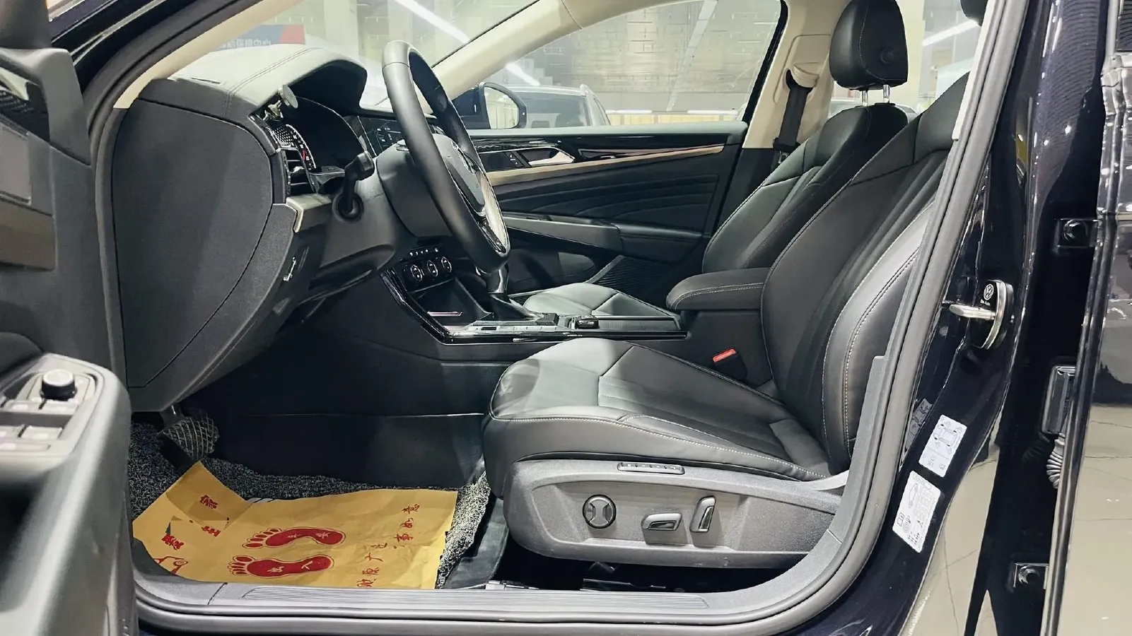 2019 Chevrolet Equinox 1.5T 180HP L4 6AT,autocango,china used car exporter,china ev exporter,chinese used car exporter,chinese used ev exporter