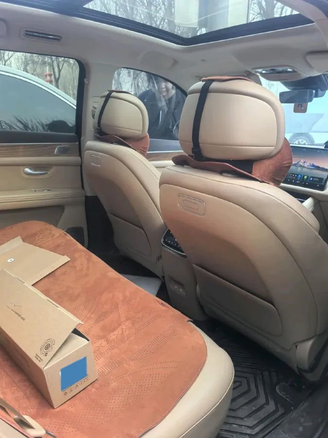 2024 AITO AITO M7 1.5T 152HP L4 REEV 42KWH,autocango,china used car exporter,china ev exporter,chinese used car exporter,chinese used ev exporter