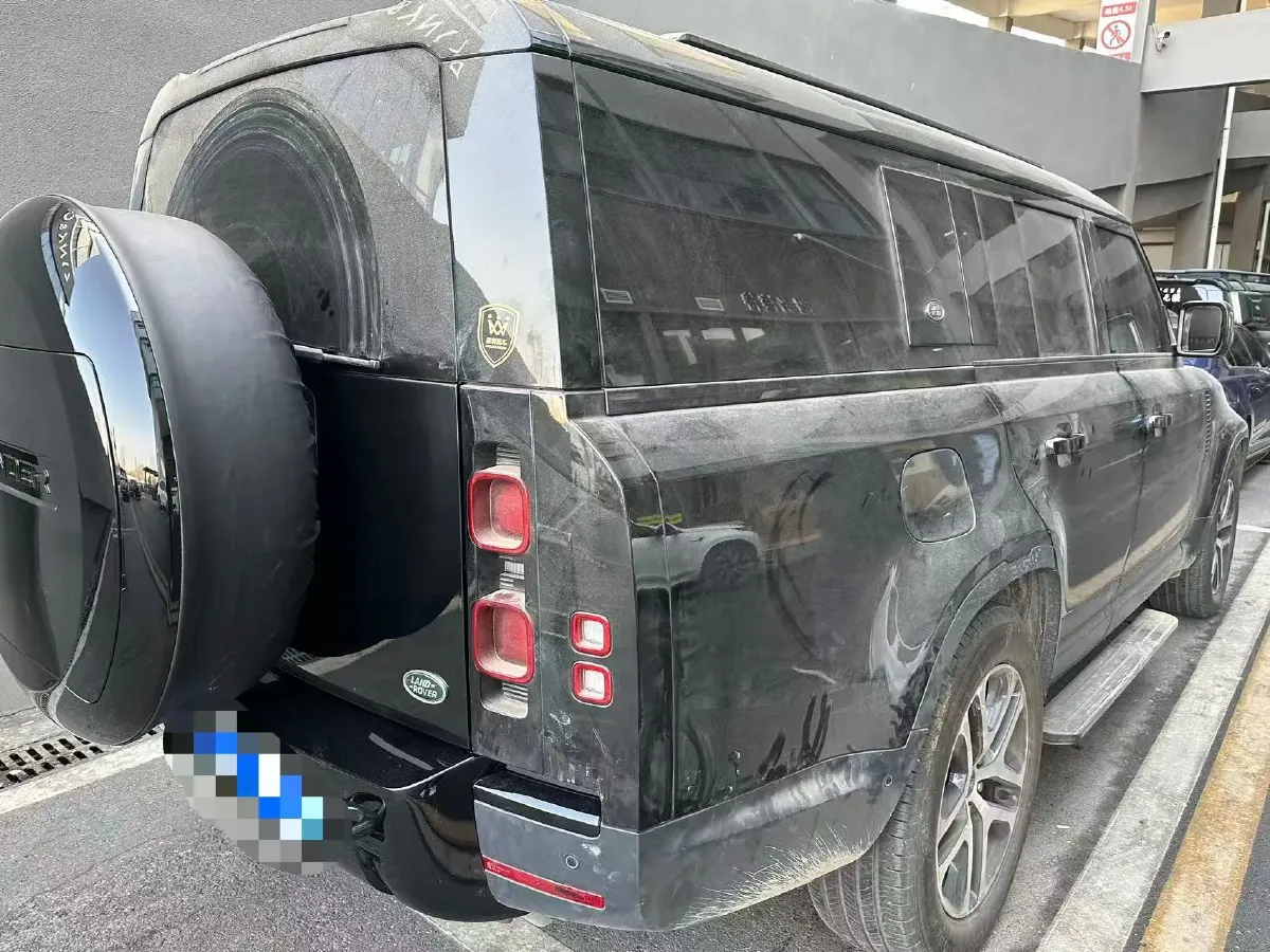 2023 Land Rover Defender 3.0T 400HP L6 8AT,autocango,china used car exporter,china ev exporter,chinese used car exporter,chinese used ev exporter