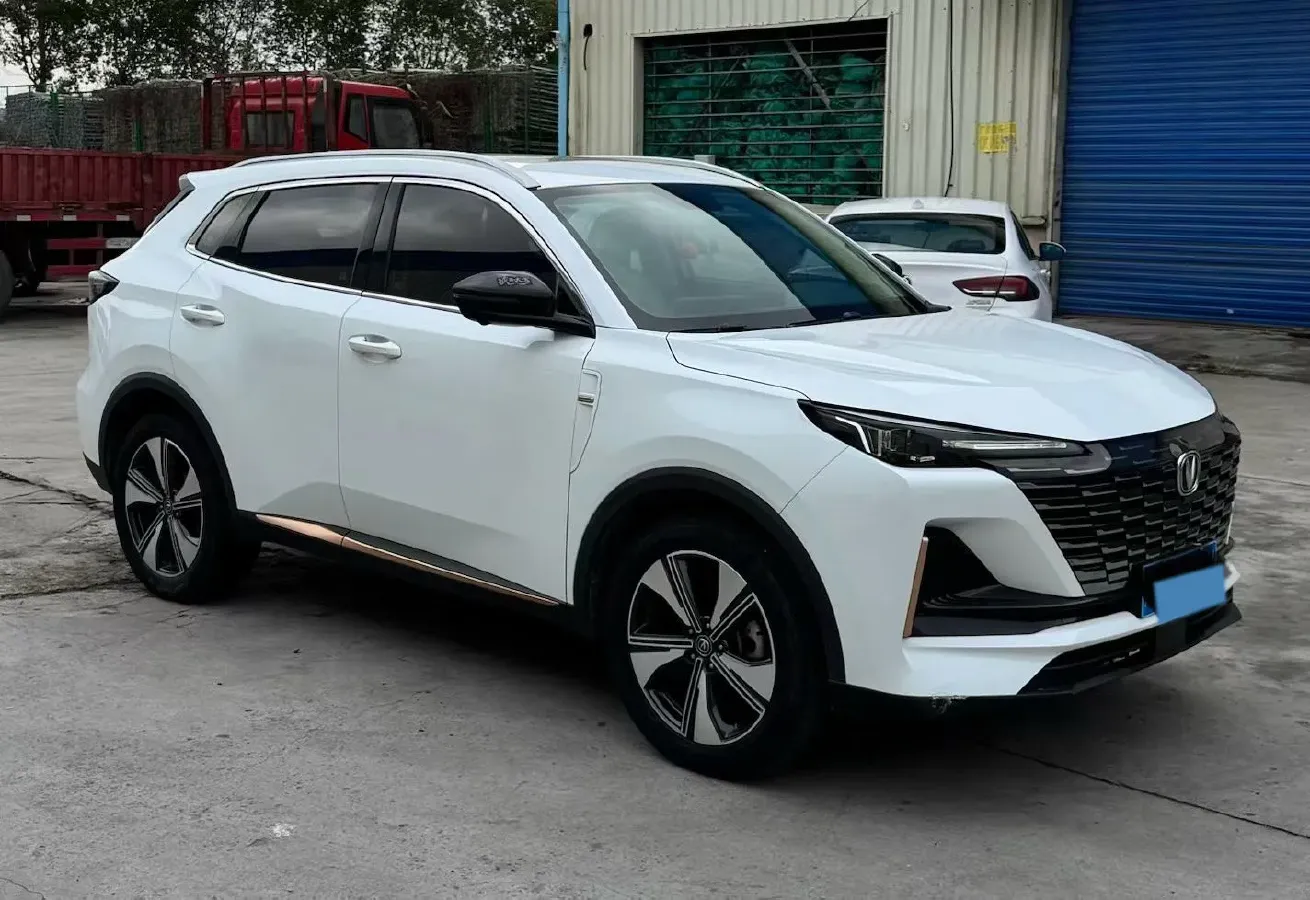 2022 ChangAn Oshan X7 Plus 1.5T 188HP L4 7DCT,autocango,china used car exporter,china ev exporter,chinese used car exporter,chinese used ev exporter