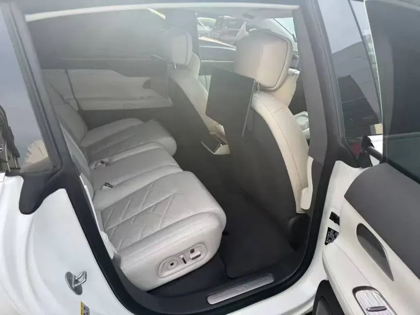 2024 NIO ET5T BEV 75KWH,autocango,china used car exporter,china ev exporter,chinese used car exporter,chinese used ev exporter