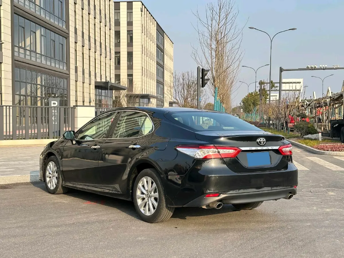 2019 Toyota Camry 2.0L 178HP L4 CVT,autocango,china used car exporter,china ev exporter,chinese used car exporter,chinese used ev exporter