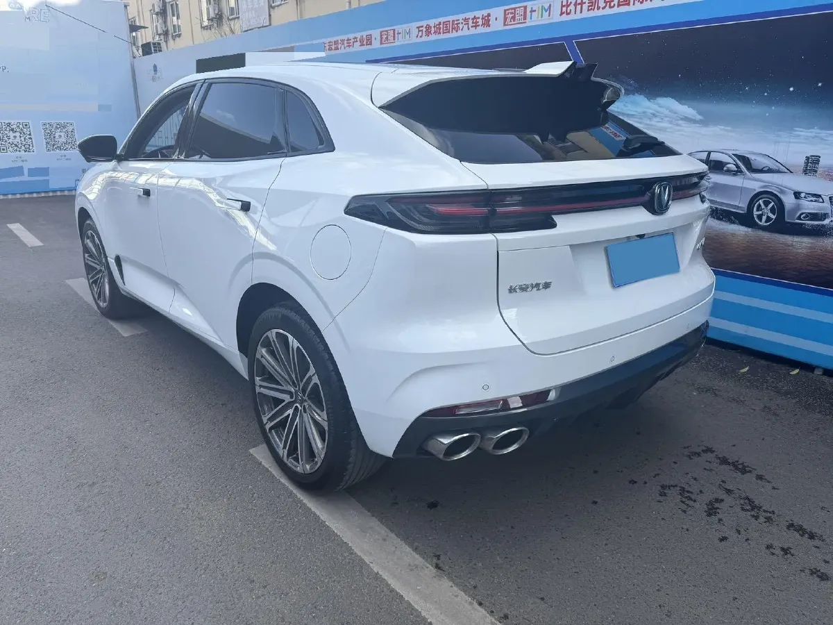 2021 ChangAn UNI-K 2.0T 233HP L4 8AT,autocango,china used car exporter,china ev exporter,chinese used car exporter,chinese used ev exporter