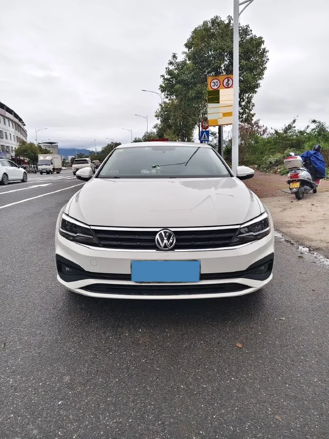 2019 Volkswagen Lamando 1.4T 131HP L4 7DCT,autocango,china used car exporter,china ev exporter,chinese used car exporter,chinese used ev exporter