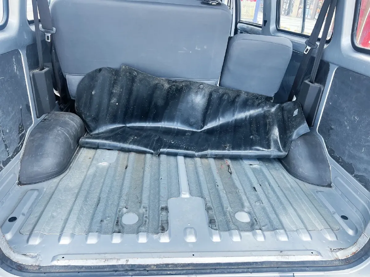 2017 WuLing RongGuang 1.5L 107HP L4 5MT,autocango,china used car exporter,china ev exporter,chinese used car exporter,chinese used ev exporter