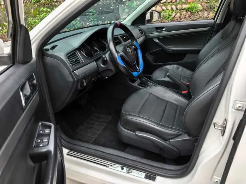 2017 Buick Excelle 1.5L 114HP L4 6AT,autocango,china used car exporter,china ev exporter,chinese used car exporter,chinese used ev exporter