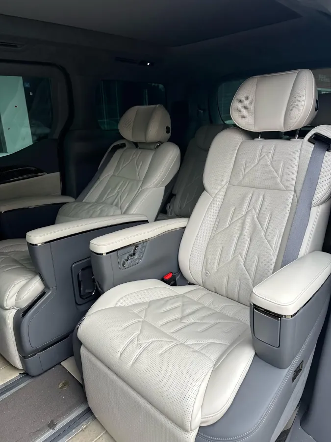 2024 Zeekr 009 BEV 108KWH,autocango,china used car exporter,china ev exporter,chinese used car exporter,chinese used ev exporter