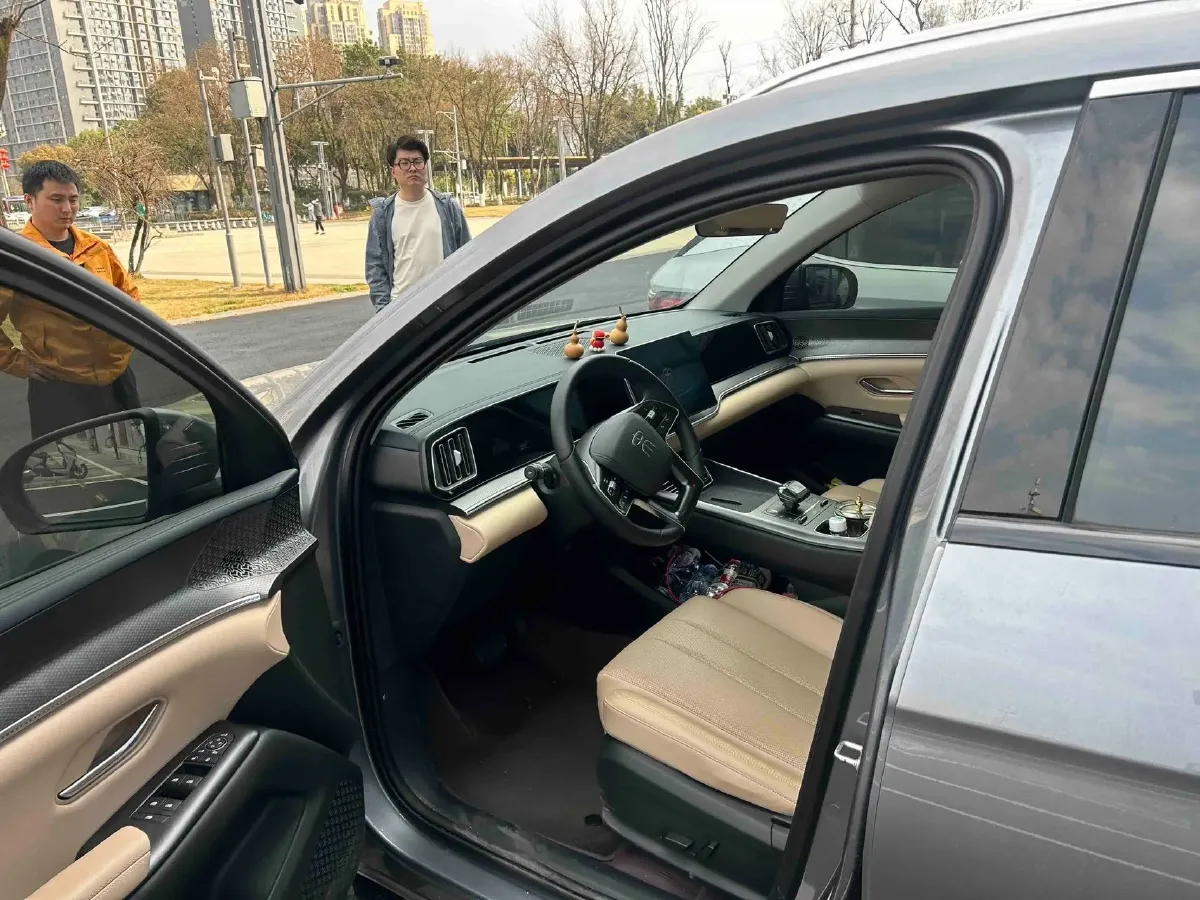 2025 BYD Song Pro 1.5L 101HP L4 E-CVT PHEV 18.3KWH,autocango,china used car exporter,china ev exporter,chinese used car exporter,chinese used ev exporter