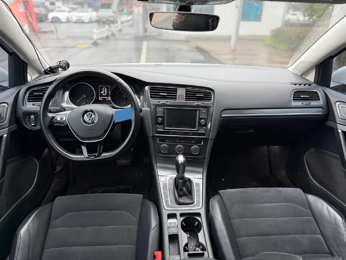 2018 Volkswagen Golf 1.4T 131HP L4 7DCT,autocango,china used car exporter,china ev exporter,chinese used car exporter,chinese used ev exporter