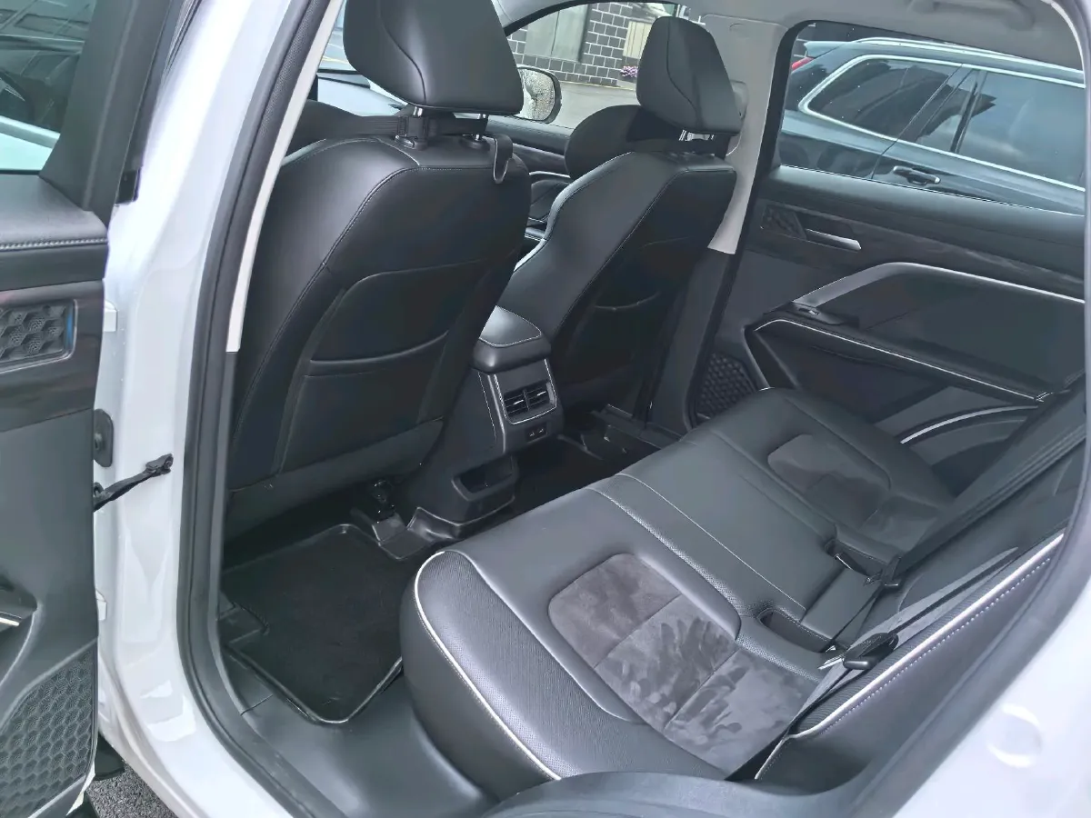 2023 Haval H6 1.5T 150HP L4 7DCT,autocango,china used car exporter,china ev exporter,chinese used car exporter,chinese used ev exporter