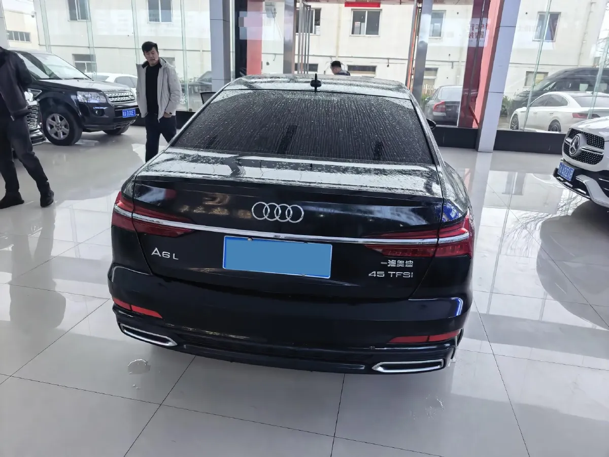 2020 Audi A6L 2.0T 190HP L4 7DCT,autocango,china used car exporter,china ev exporter,chinese used car exporter,chinese used ev exporter