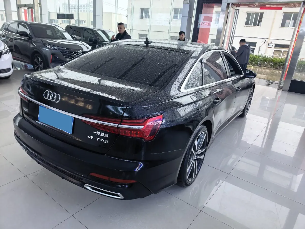 2020 Audi A6L 2.0T 190HP L4 7DCT,autocango,china used car exporter,china ev exporter,chinese used car exporter,chinese used ev exporter