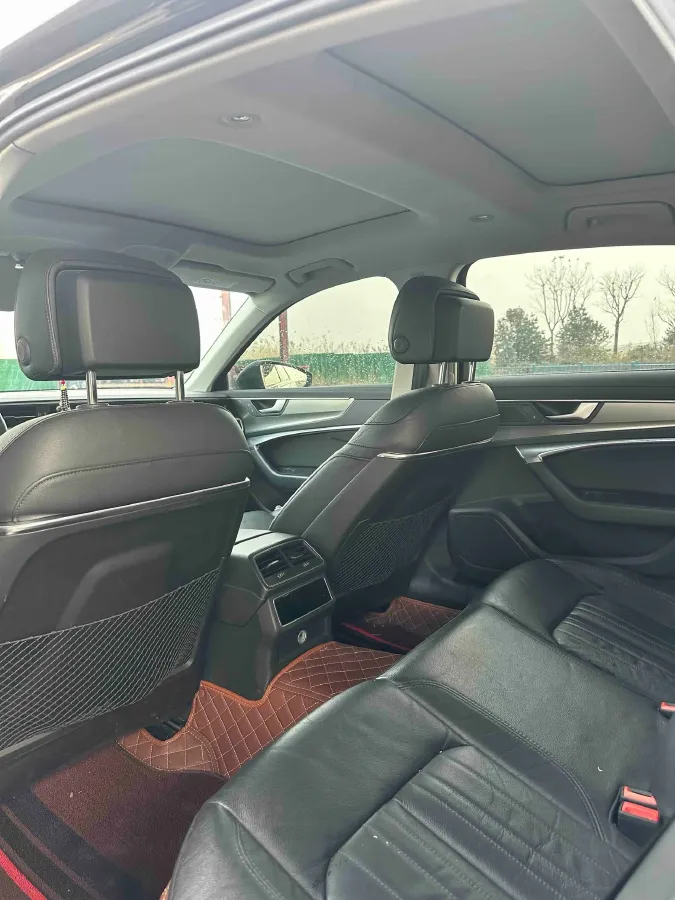 2021 Audi A6L 2.0T 224HP L4 7DCT,autocango,china used car exporter,china ev exporter,chinese used car exporter,chinese used ev exporter