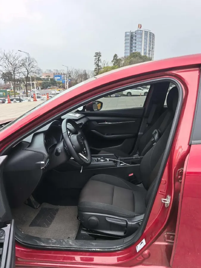 2022 Mazda 3 Axela 2.0L 158HP L4 6AT,autocango,china used car exporter,china ev exporter,chinese used car exporter,chinese used ev exporter