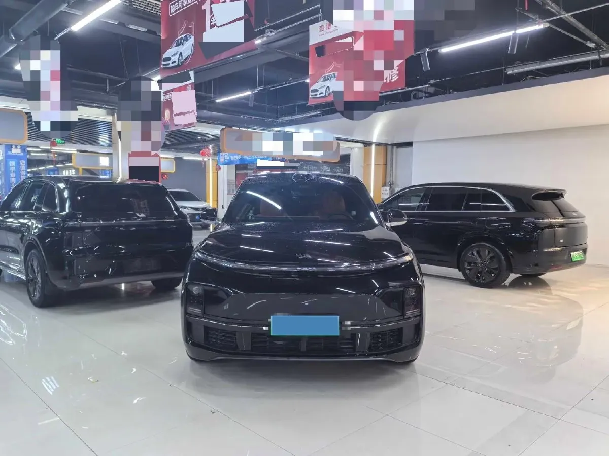 2024 Toyota Granvia 2.5L 189HP L4 E-CVT Hybrid,autocango,china used car exporter,china ev exporter,chinese used car exporter,chinese used ev exporter