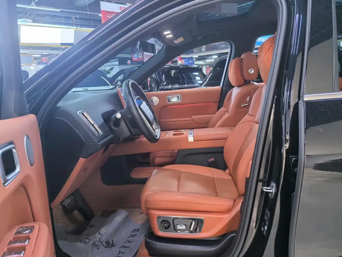 2024 Toyota Granvia 2.5L 189HP L4 E-CVT Hybrid,autocango,china used car exporter,china ev exporter,chinese used car exporter,chinese used ev exporter