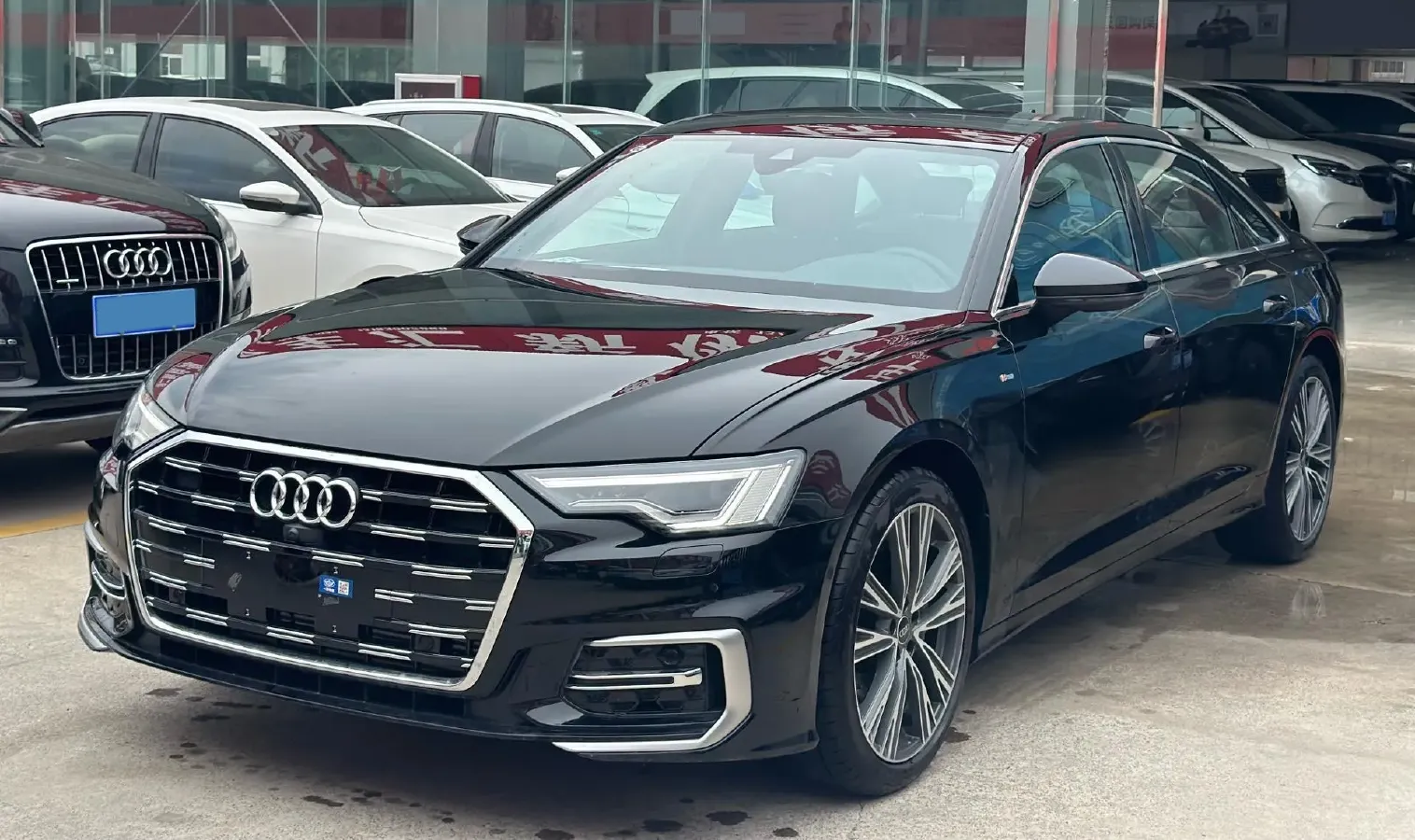2023 Audi A6L 2.0T 245HP L4 7DCT,autocango,china used car exporter,china ev exporter,chinese used car exporter,chinese used ev exporter