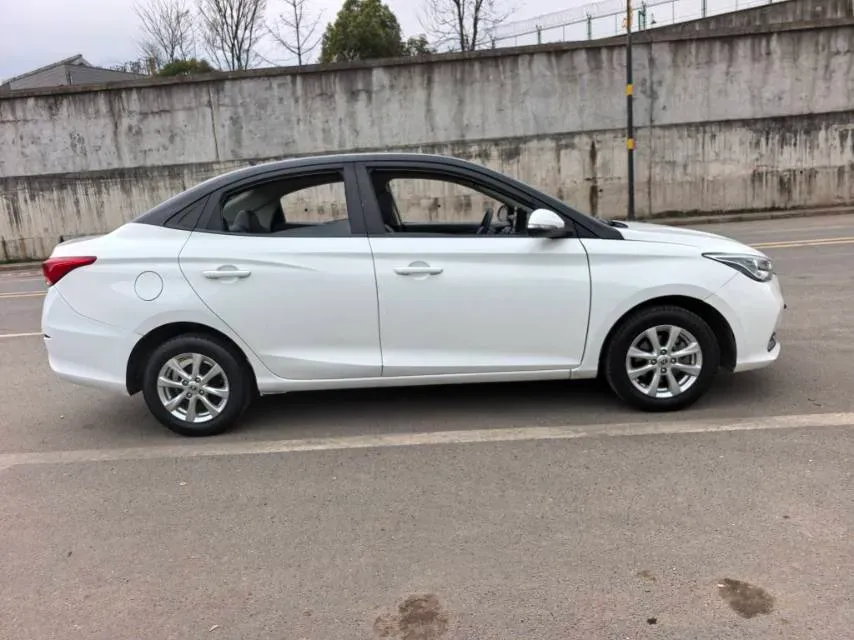 2019 ChangAn Alsvin 1.5L 107HP L4 5DCT,autocango,china used car exporter,china ev exporter,chinese used car exporter,chinese used ev exporter