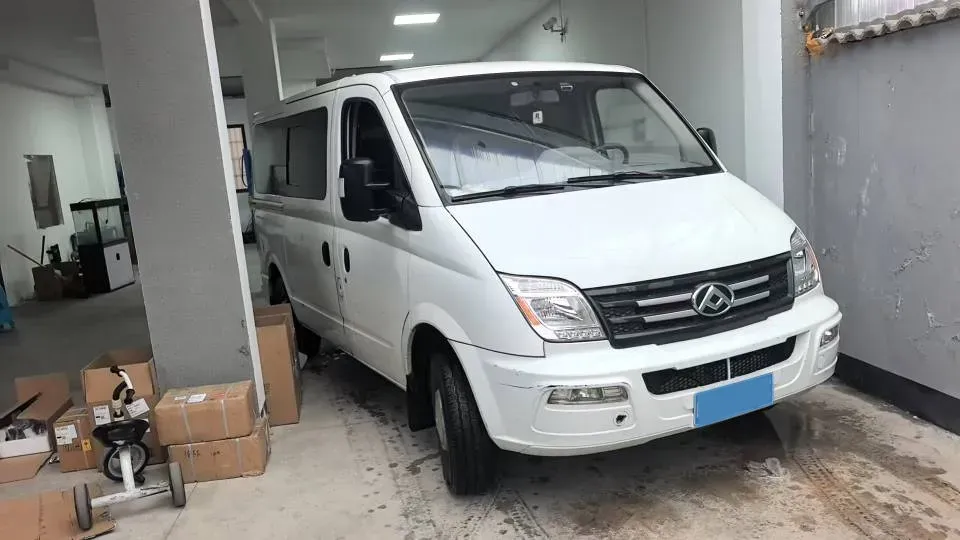 2021 MAXUS XinTu V80 2.0T 139HP L4 6MT,autocango,china used car exporter,china ev exporter,chinese used car exporter,chinese used ev exporter