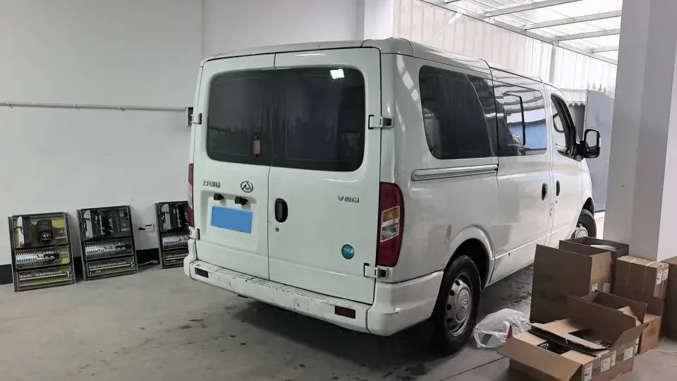 2021 MAXUS XinTu V80 2.0T 139HP L4 6MT,autocango,china used car exporter,china ev exporter,chinese used car exporter,chinese used ev exporter