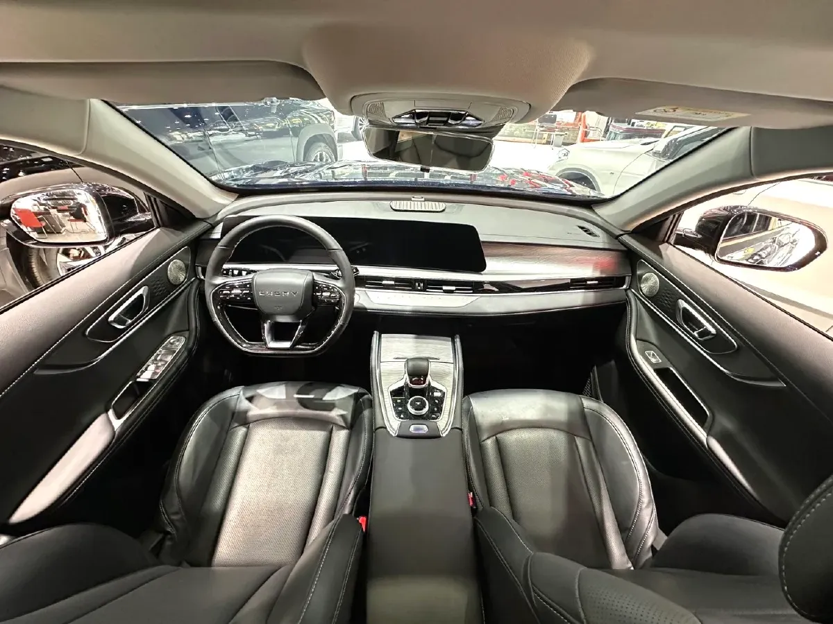 2024 Chery Tiggo 8 PRO 1.6T 197HP L4 7DCT,autocango,china used car exporter,china ev exporter,chinese used car exporter,chinese used ev exporter