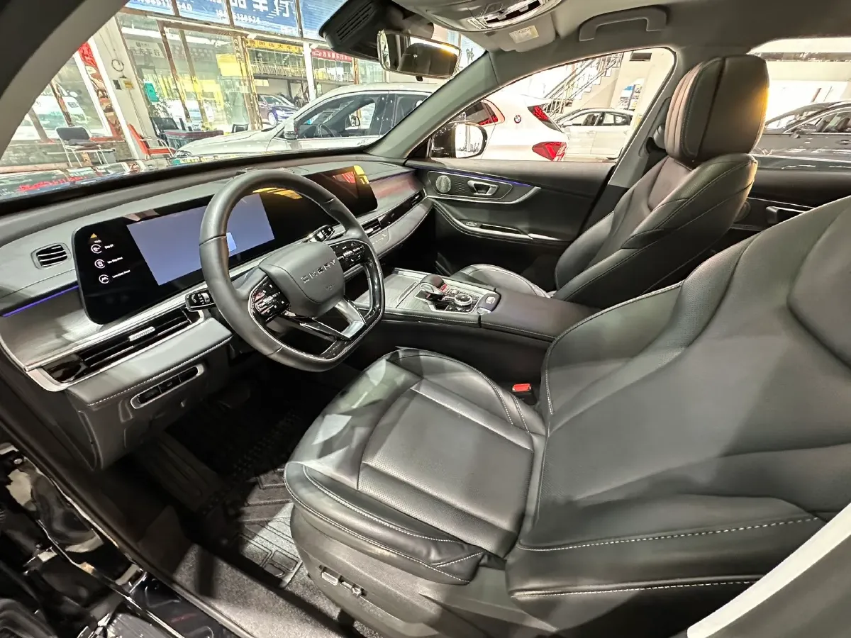 2024 Chery Tiggo 8 PRO 1.6T 197HP L4 7DCT,autocango,china used car exporter,china ev exporter,chinese used car exporter,chinese used ev exporter