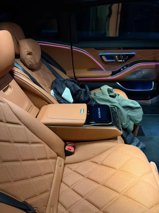 2024 Mercedes-Benz Maybach S Class 3.0T 367HP L6 9AT,autocango,china used car exporter,china ev exporter,chinese used car exporter,chinese used ev exporter