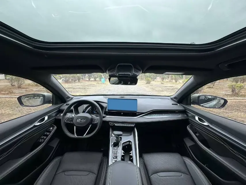 2023 Geely Preface 1.5T 181HP L4 7DCT,autocango,china used car exporter,china ev exporter,chinese used car exporter,chinese used ev exporter