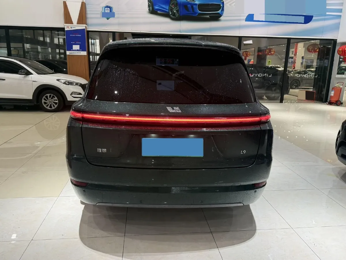 2022 Li L9 Range Extended 154HP REEV 42.6KWH,autocango,china used car exporter,china ev exporter,chinese used car exporter,chinese used ev exporter