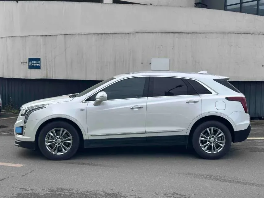 2020 Cadillac XT5 2.0T 237HP L4 9AT,autocango,china used car exporter,china ev exporter,chinese used car exporter,chinese used ev exporter