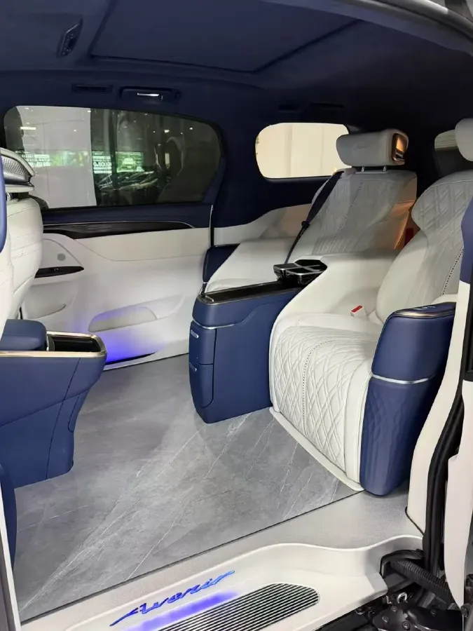 2020 Buick GL8 2.0T 237HP L4 9AT,autocango,china used car exporter,china ev exporter,chinese used car exporter,chinese used ev exporter