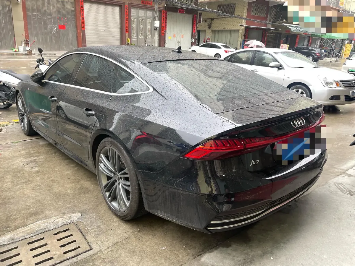 2023 Audi A7 2.0T 265HP L4 7DCT,autocango,china used car exporter,china ev exporter,chinese used car exporter,chinese used ev exporter