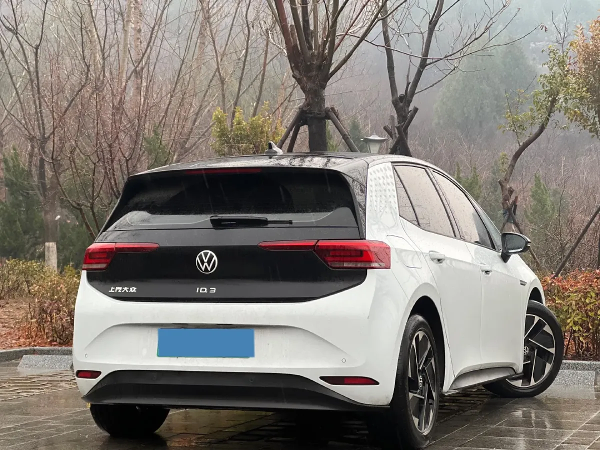 2022 Volkswagen ID.3 BEV 57.3KWH,autocango,china used car exporter,china ev exporter,chinese used car exporter,chinese used ev exporter