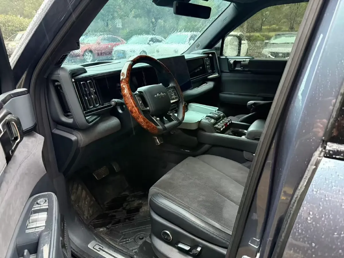 2023 Toyota Crown Kluger 2.5L 189HP L4 E-CVT Hybrid,autocango,china used car exporter,china ev exporter,chinese used car exporter,chinese used ev exporter