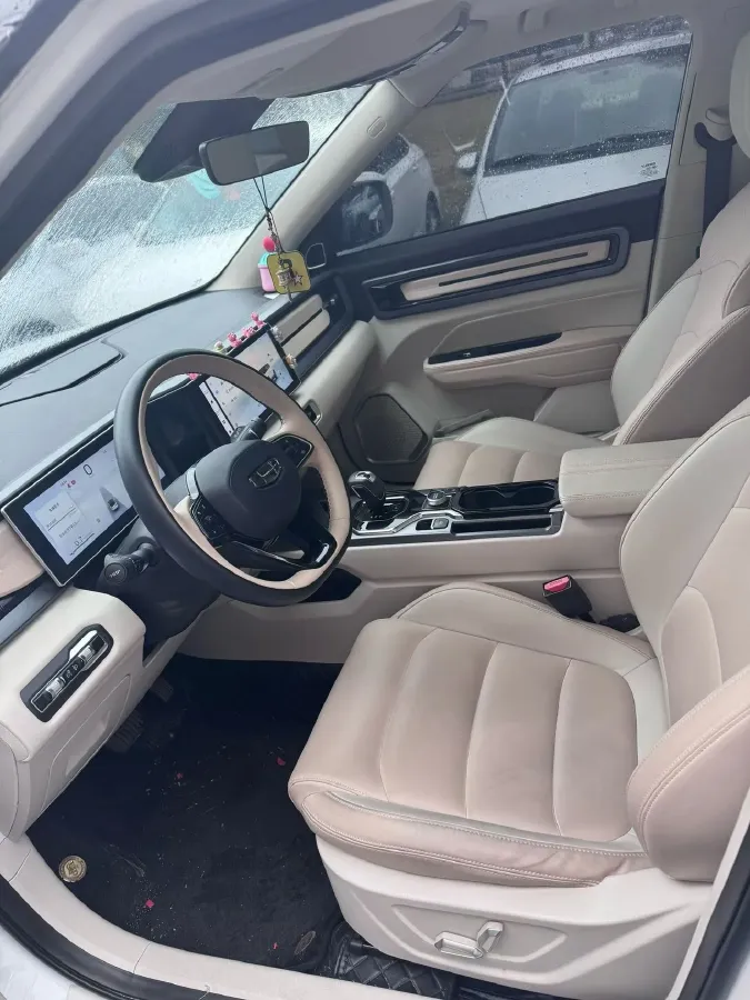 2023 Geely ICON 1.5T 181HP L4 7DCT,autocango,china used car exporter,china ev exporter,chinese used car exporter,chinese used ev exporter