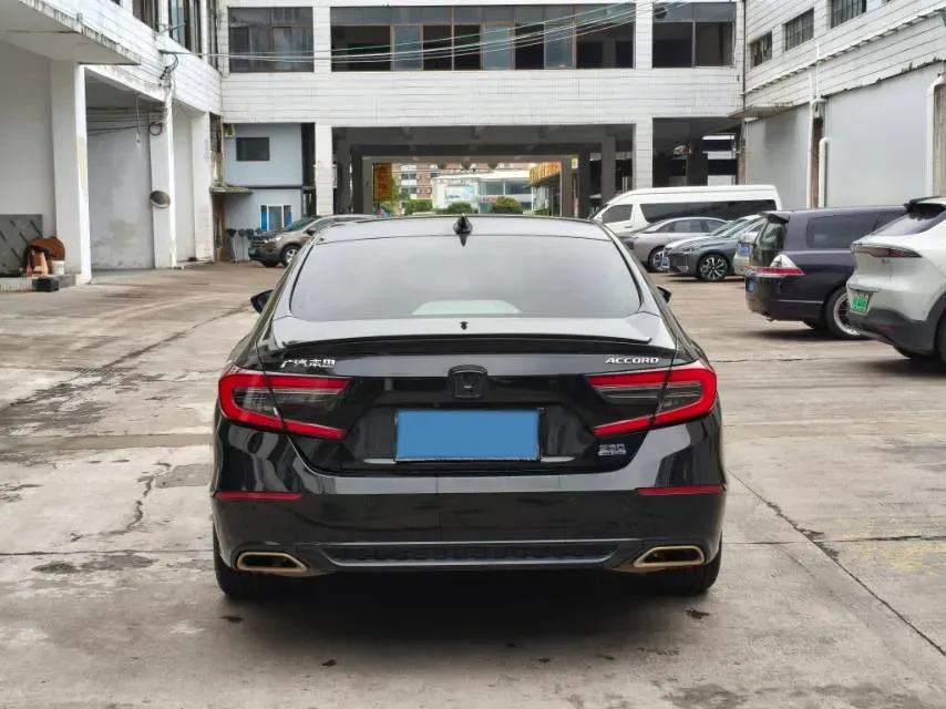 2022 Honda Accord 1.5T 194HP L4 CVT,autocango,china used car exporter,china ev exporter,chinese used car exporter,chinese used ev exporter