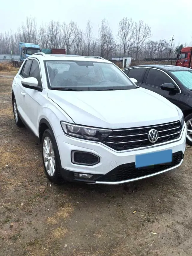 2022 Volkswagen T-Roc 1.4T 150HP L4 7DCT,autocango,china used car exporter,china ev exporter,chinese used car exporter,chinese used ev exporter
