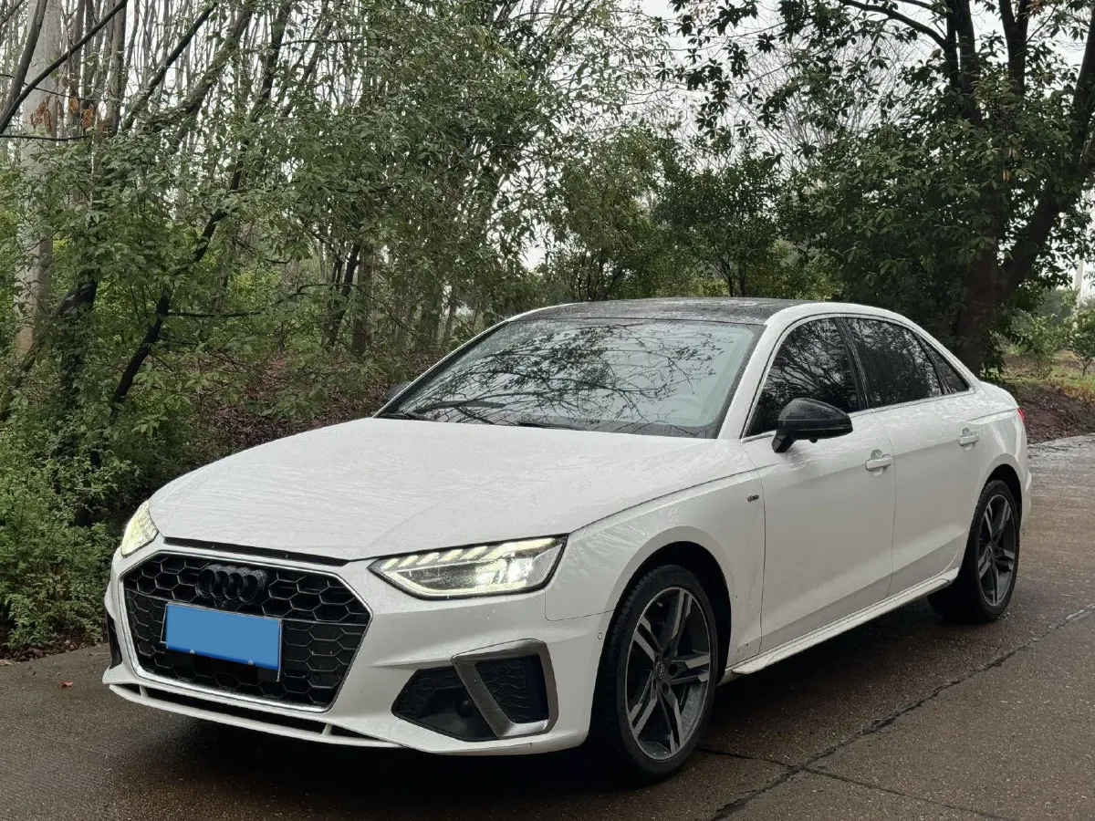 2020 Audi A4L 2.0T 190HP L4 7DCT,autocango,china used car exporter,china ev exporter,chinese used car exporter,chinese used ev exporter
