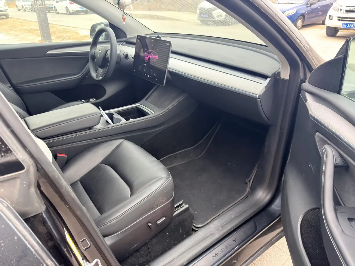 2024 Iveco OuSheng BEV 77.28KWH,autocango,china used car exporter,china ev exporter,chinese used car exporter,chinese used ev exporter