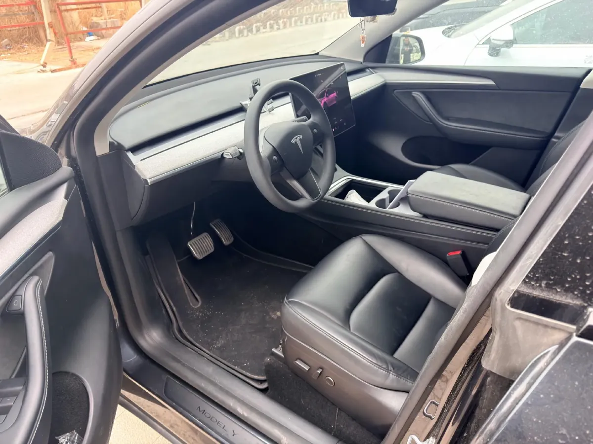 2024 Iveco OuSheng BEV 77.28KWH,autocango,china used car exporter,china ev exporter,chinese used car exporter,chinese used ev exporter