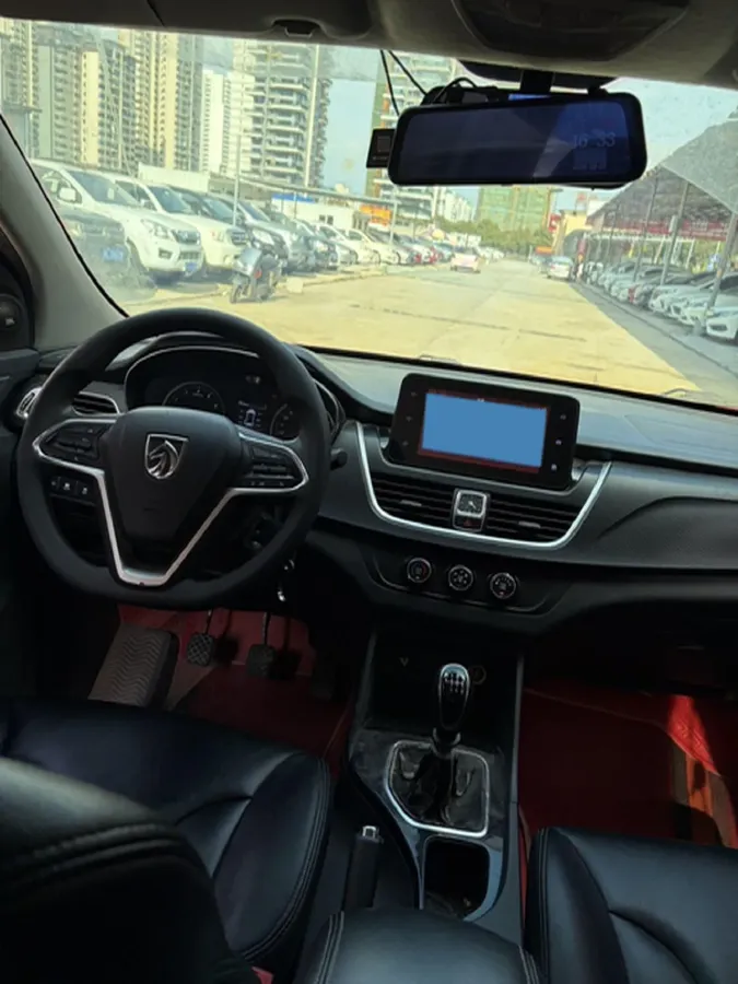 2019 BaoJun 730 1.5L 112HP L4 6MT,autocango,china used car exporter,china ev exporter,chinese used car exporter,chinese used ev exporter