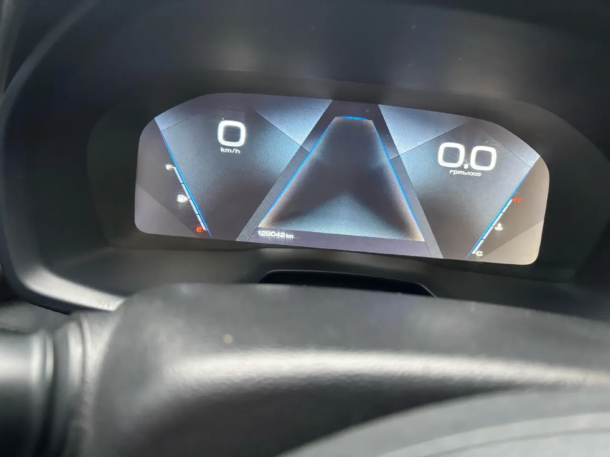 2019 WEY VV7 2.0T 234HP L4 7DCT,autocango,china used car exporter,china ev exporter,chinese used car exporter,chinese used ev exporter