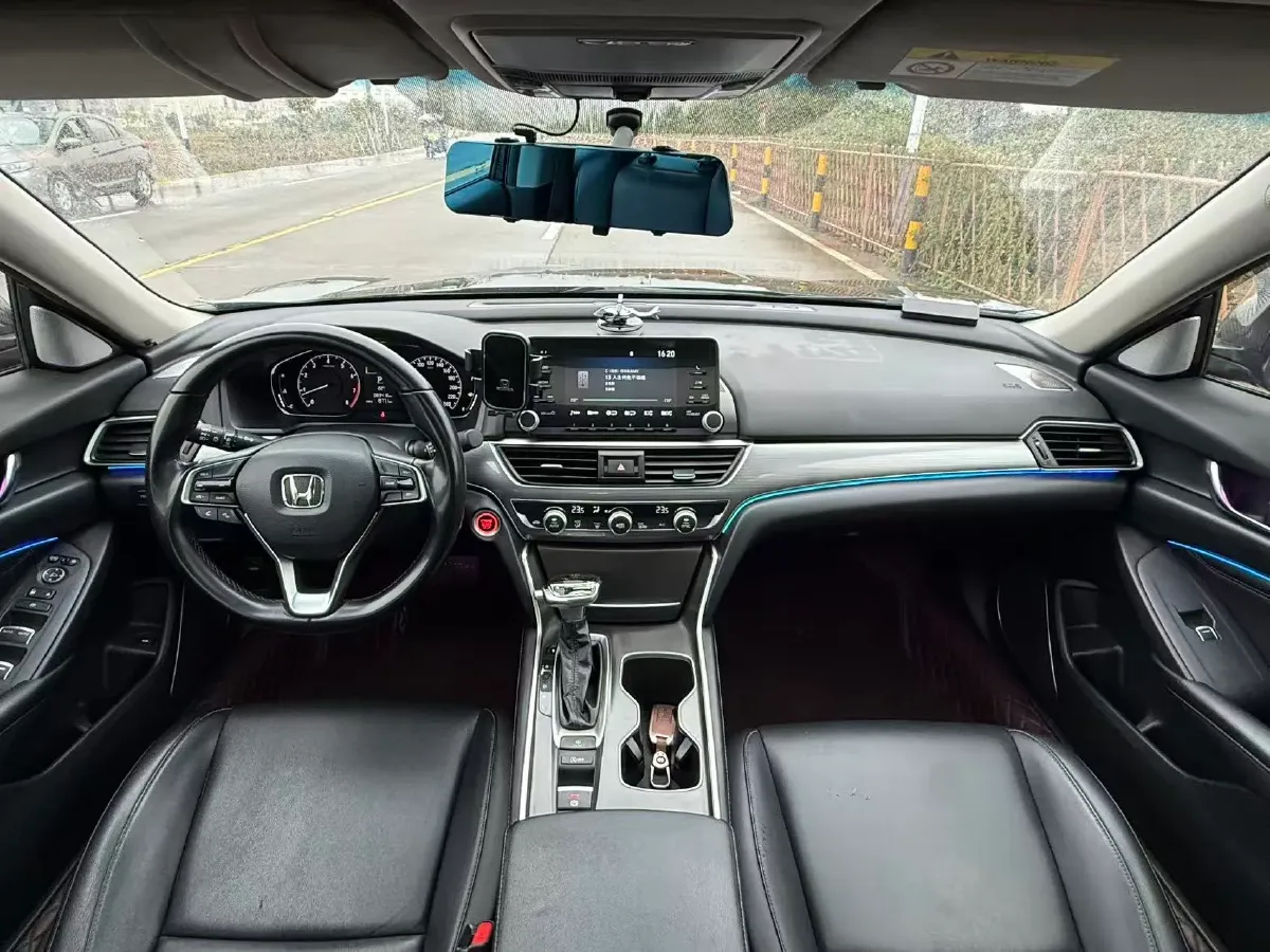 2018 Honda Accord 1.5T 194HP L4 CVT,autocango,china used car exporter,china ev exporter,chinese used car exporter,chinese used ev exporter