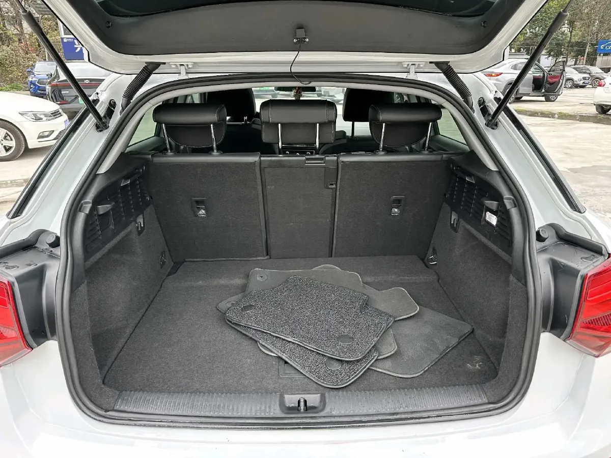 2019 Audi Q2L e-tron BEV 39.7KWH,autocango,china used car exporter,china ev exporter,chinese used car exporter,chinese used ev exporter