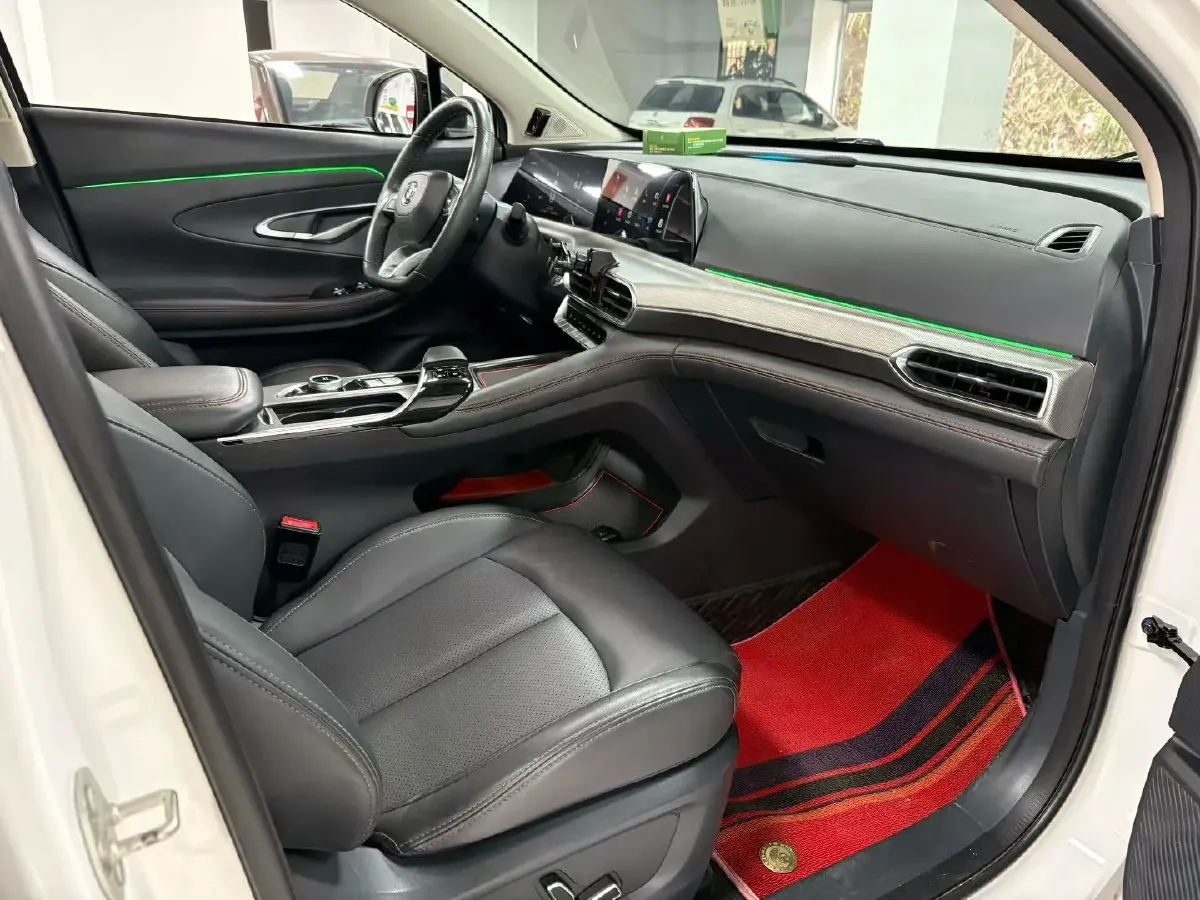 2020 ChangAn UNI-T 1.5T 180HP L4 7DCT,autocango,china used car exporter,china ev exporter,chinese used car exporter,chinese used ev exporter